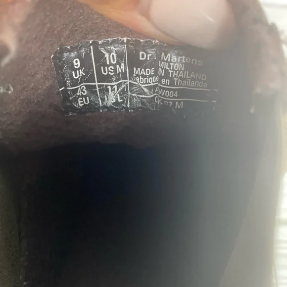 Dr Martens Milton Boots size 10 NWOT - Picture 3 of 10